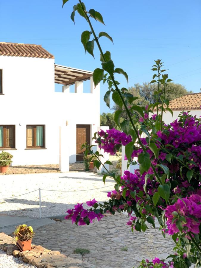 Cort'E Nastasj Hotel Tertenia Exterior photo